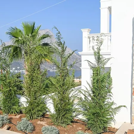 Villa Ino