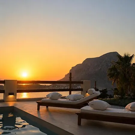 Villa Ino